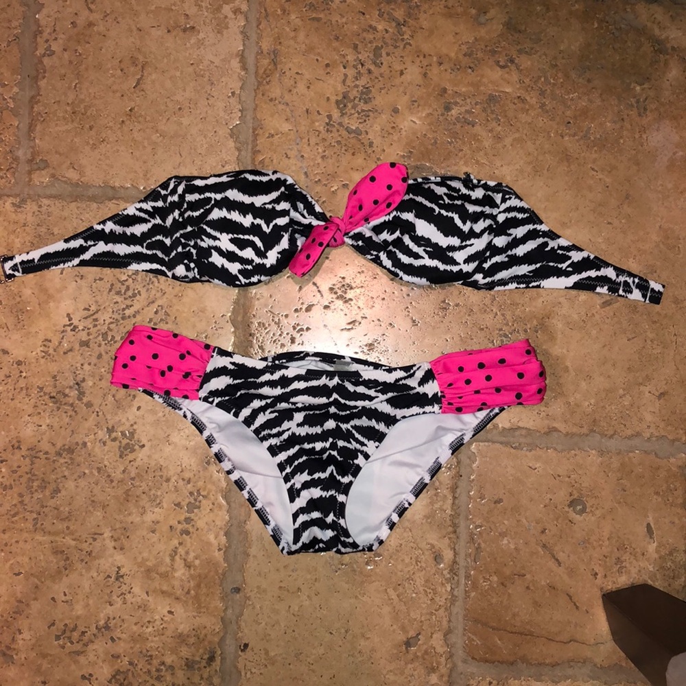 Victoria’s Secret Strapless  Bikini